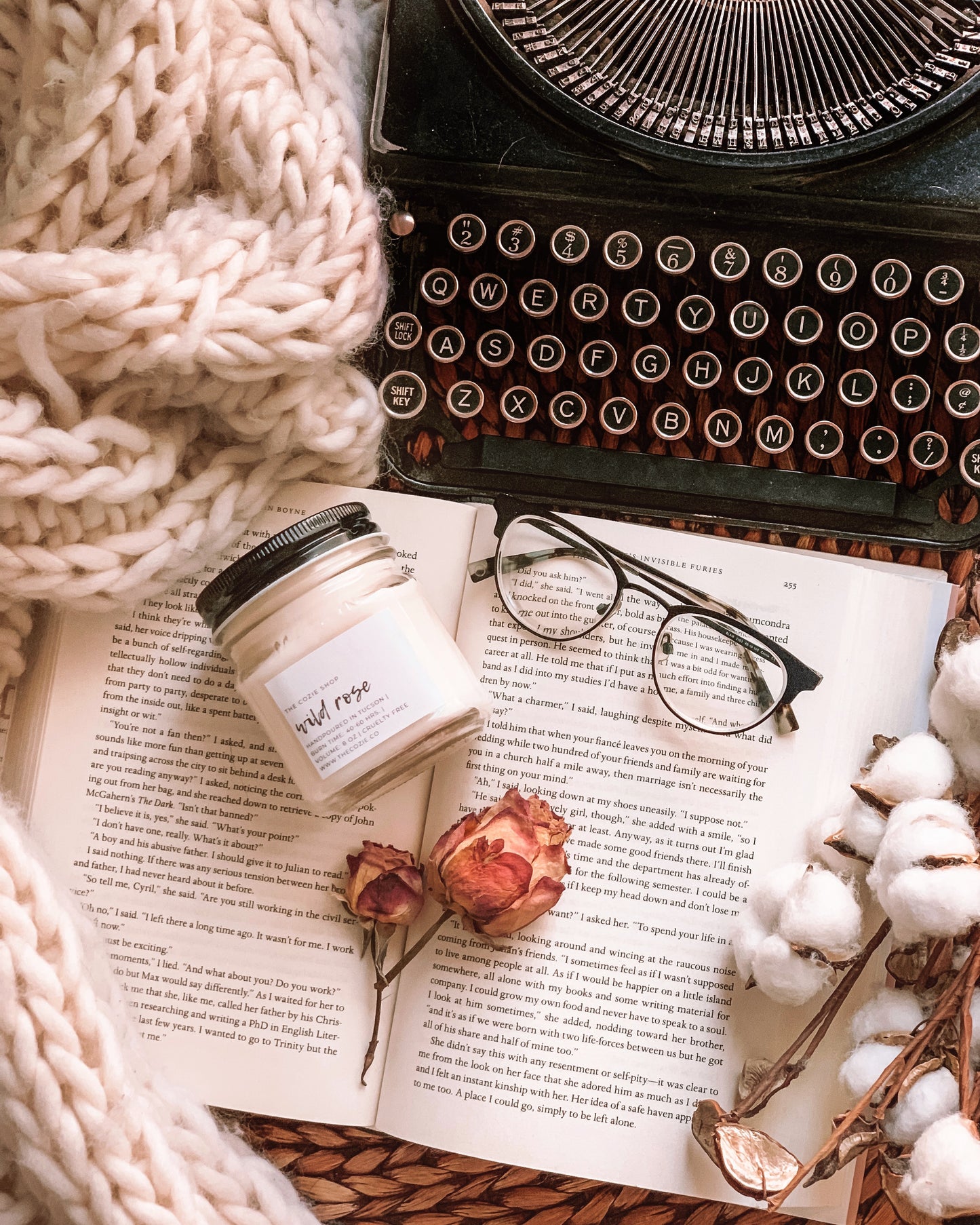 Wild Rose Candle THE COZIE SHOP