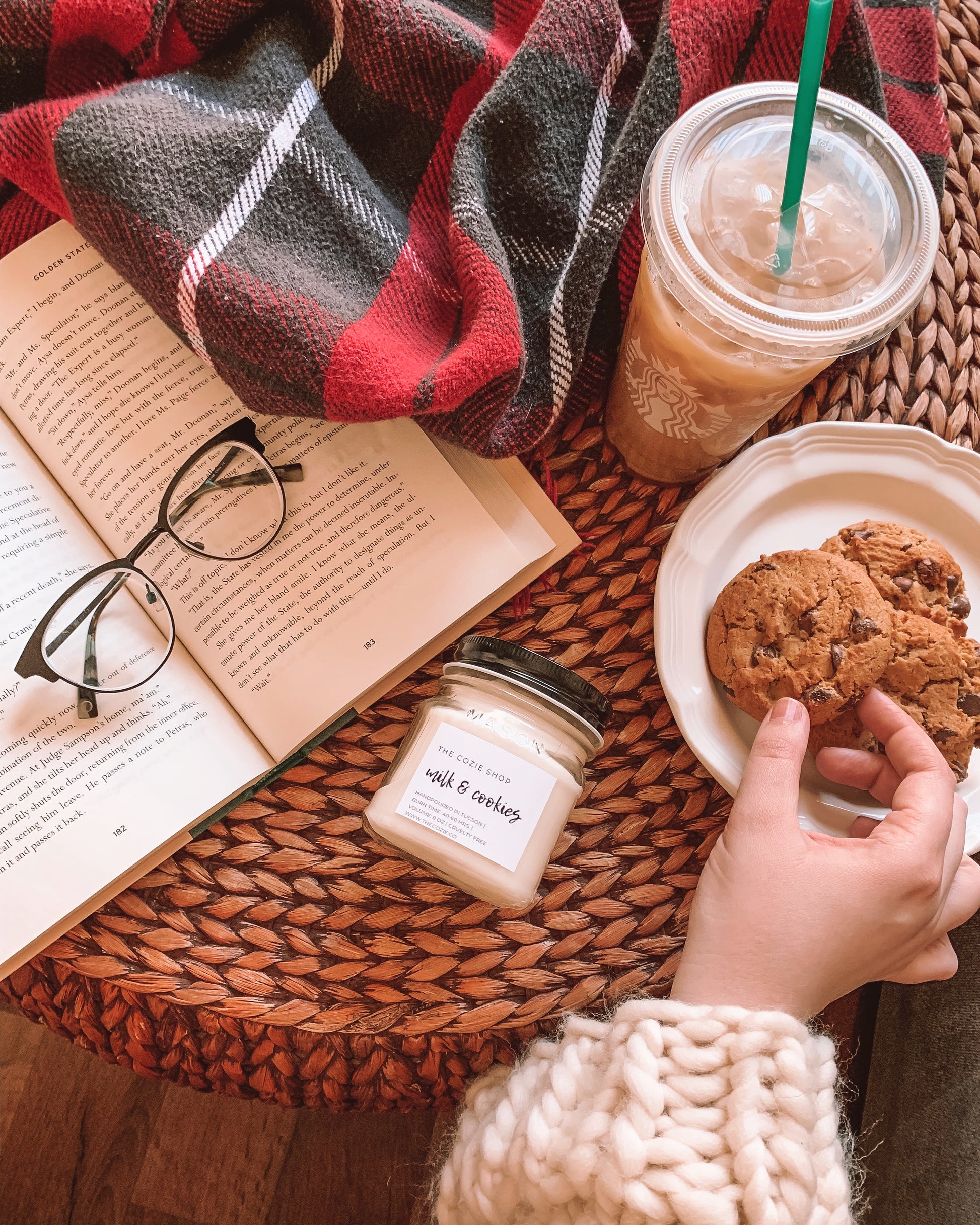 Milk & Cookies Candle THE COZIE SHOP