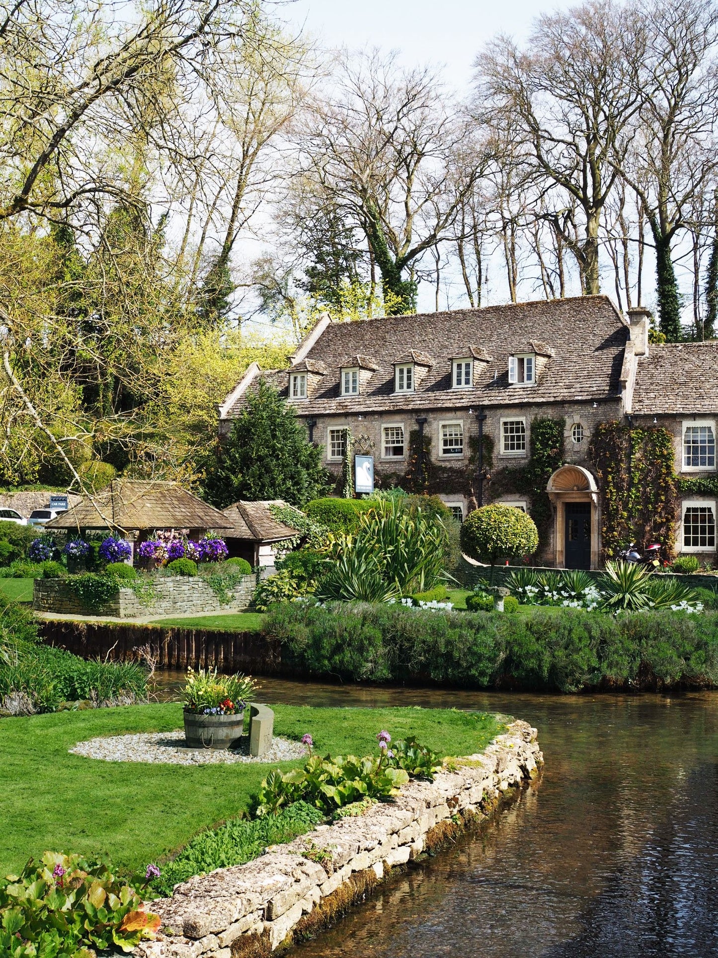 Cotswolds Cottage Candle